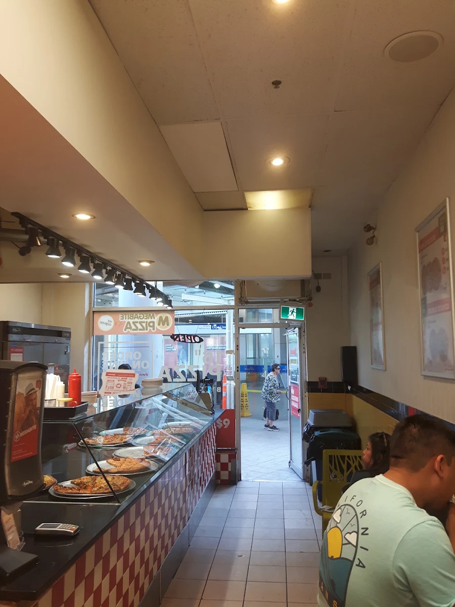 Vibe, Megabite Pizza Commercial Drive