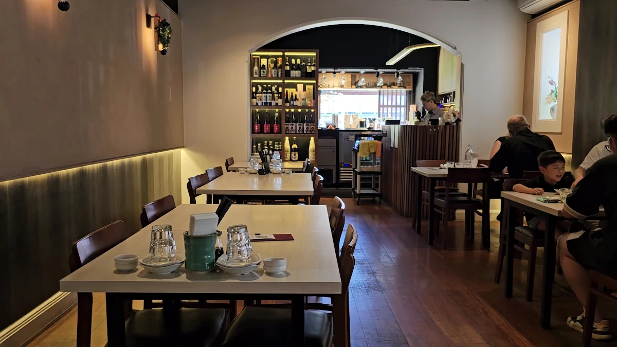 Vibe, Tanomi Lidcombe