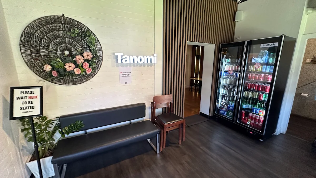 Vibe, Tanomi Lidcombe