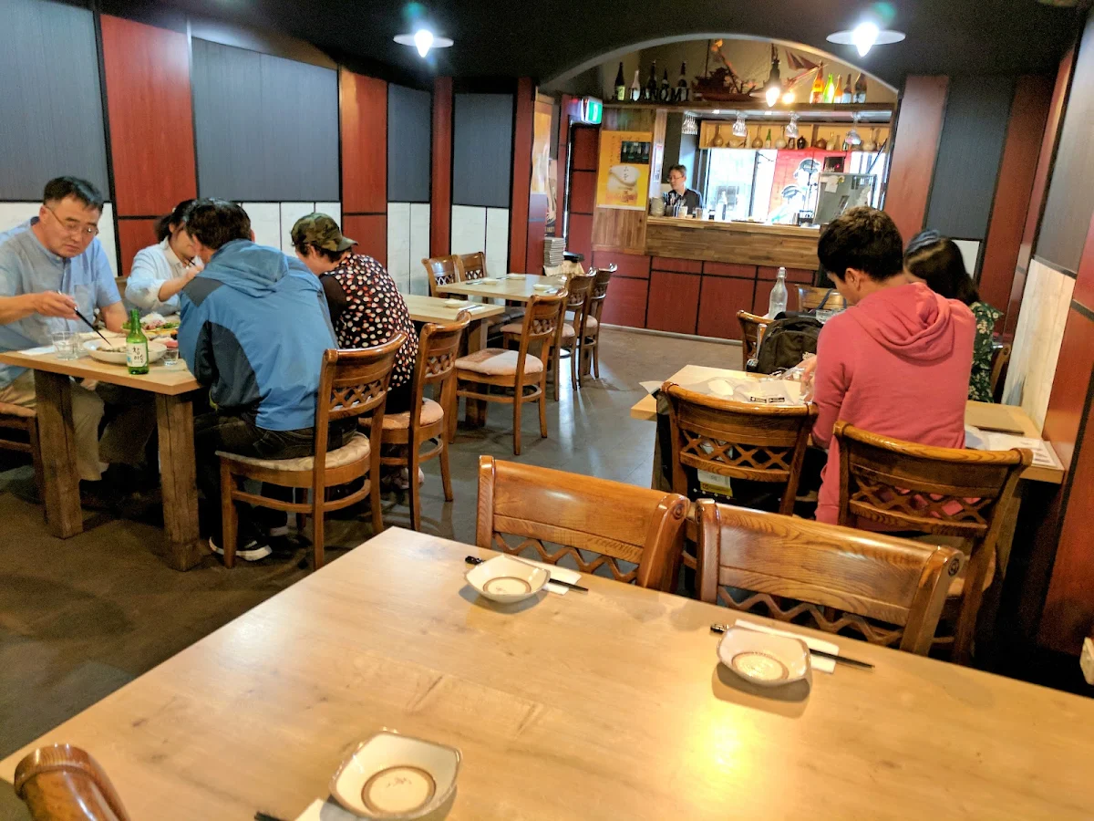 Vibe, Tanomi Lidcombe