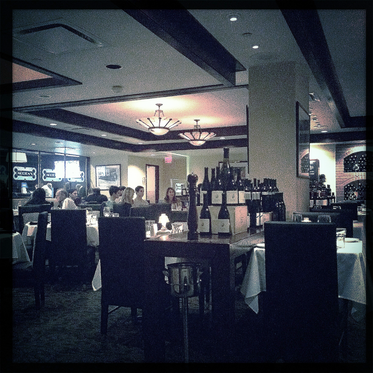 Vibe, Morton's The Steakhouse