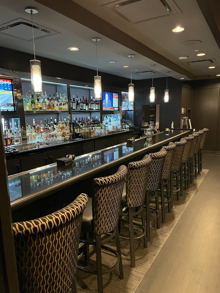 Vibe, Morton's The Steakhouse