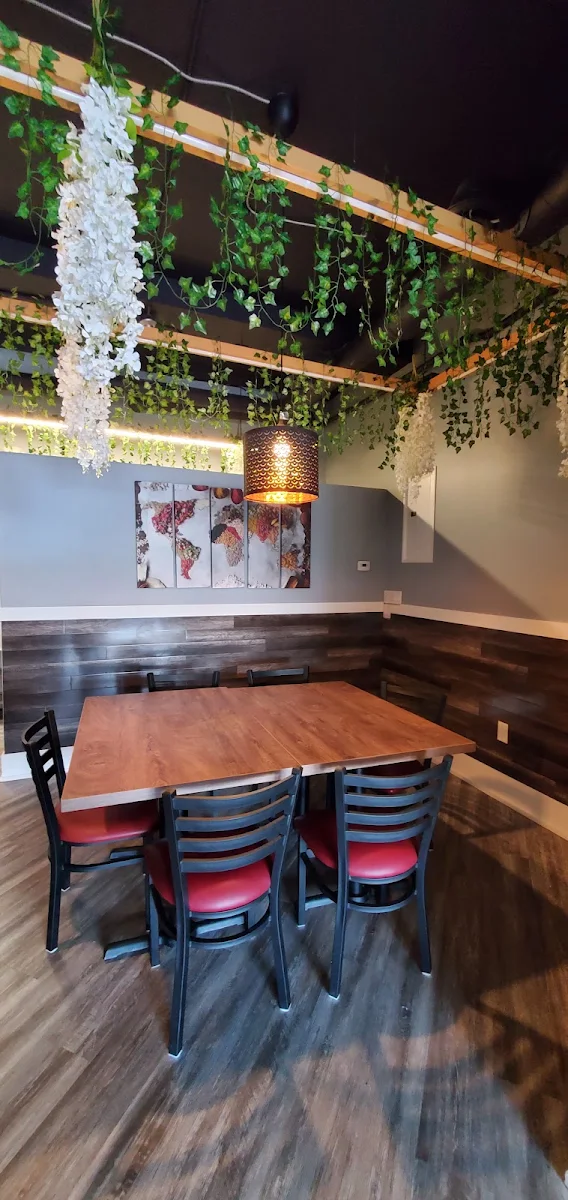 Vibe, Maurya Indian Twist (Oakville)