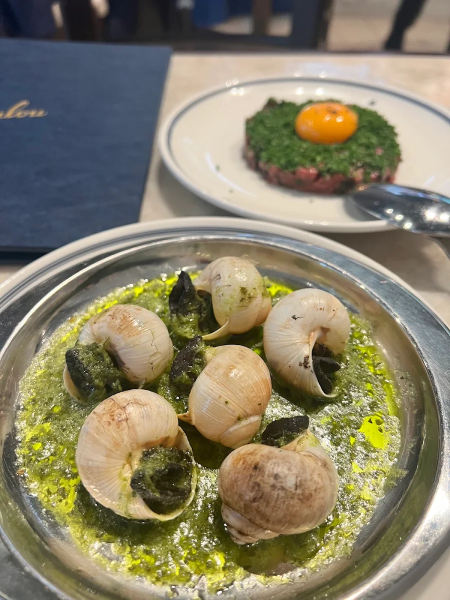 Food & drink, Loulou Bistro - Martin Place