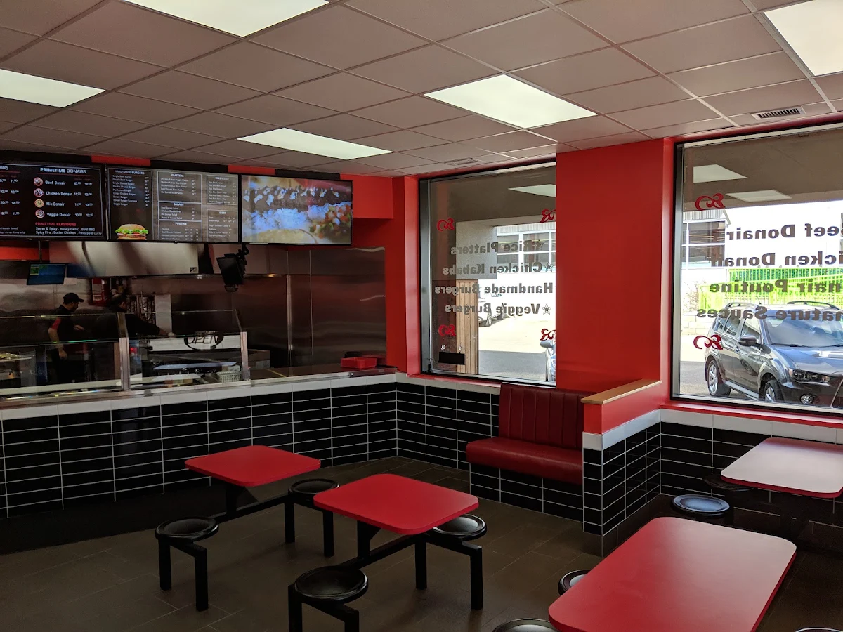 Vibe, PrimeTime Donair & Poutine