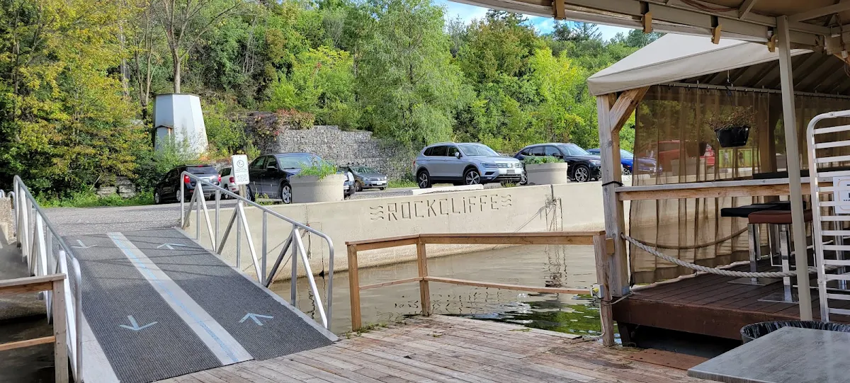 Vibe, Rockcliffe Boathouse Restaurant & Marina