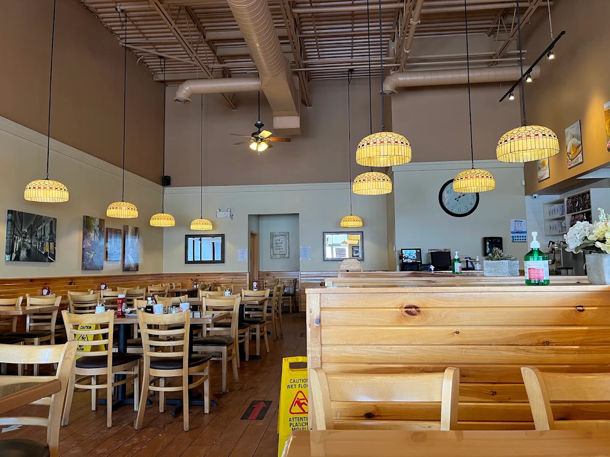 Vibe, Sunset Grill