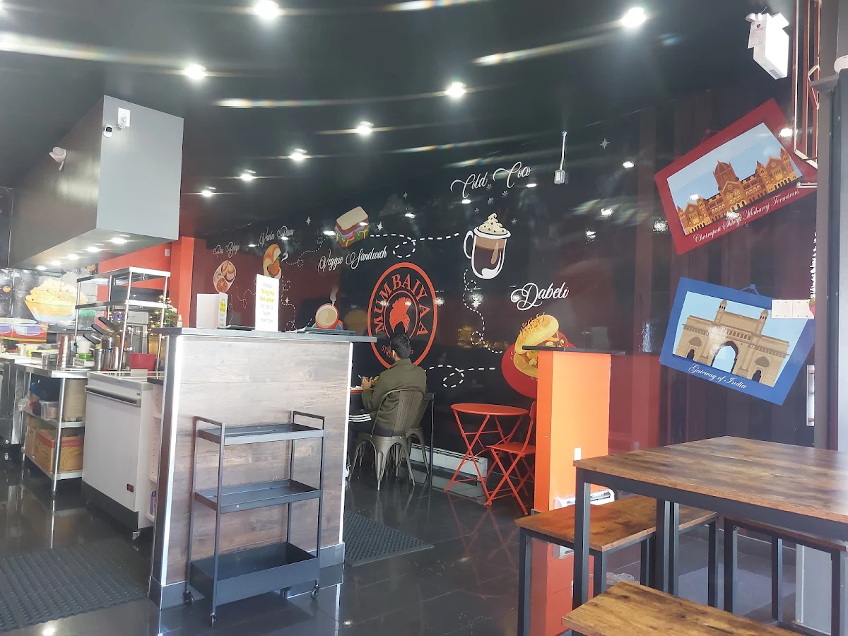 Vibe, Mumbaiyaa Street Foods - Pure Vegetarian