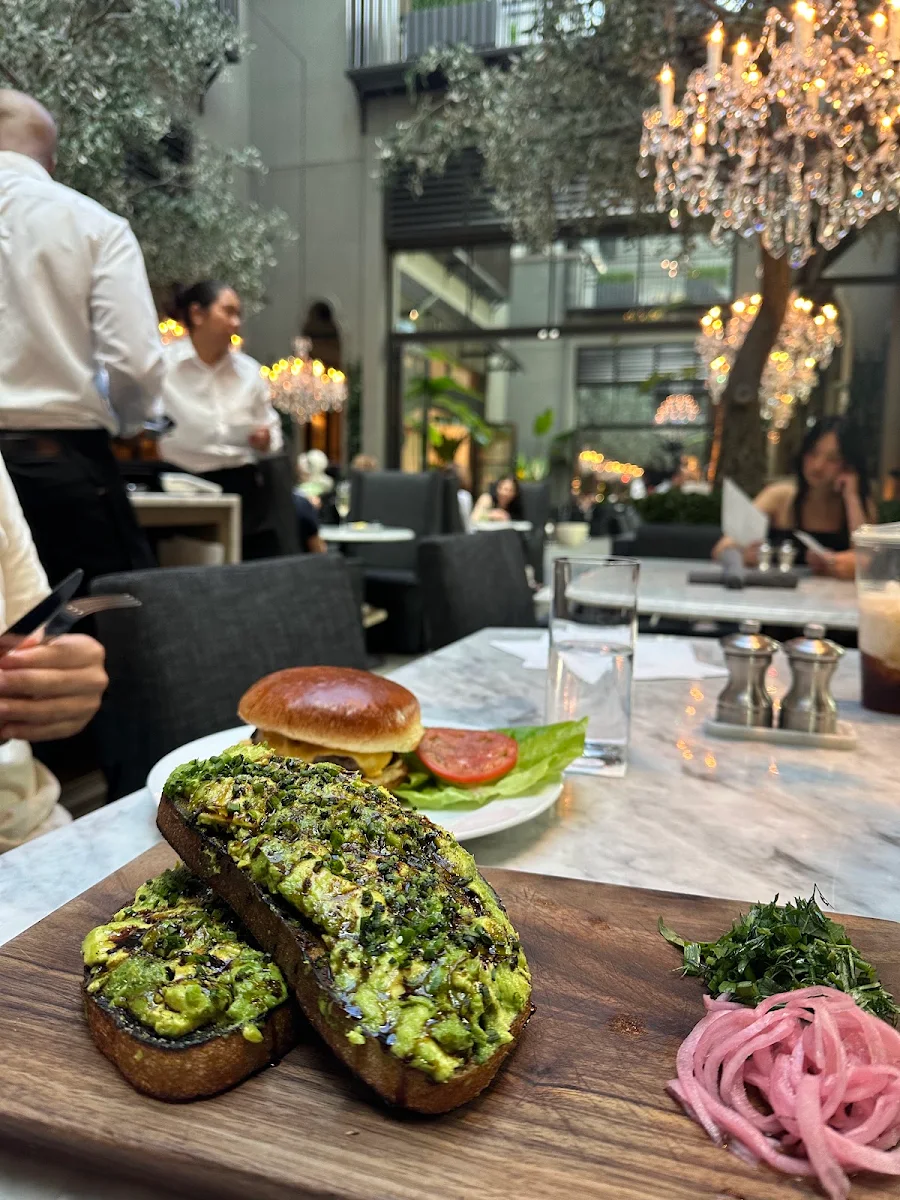 Food & drink, RH Courtyard Restaurant at RH Toronto