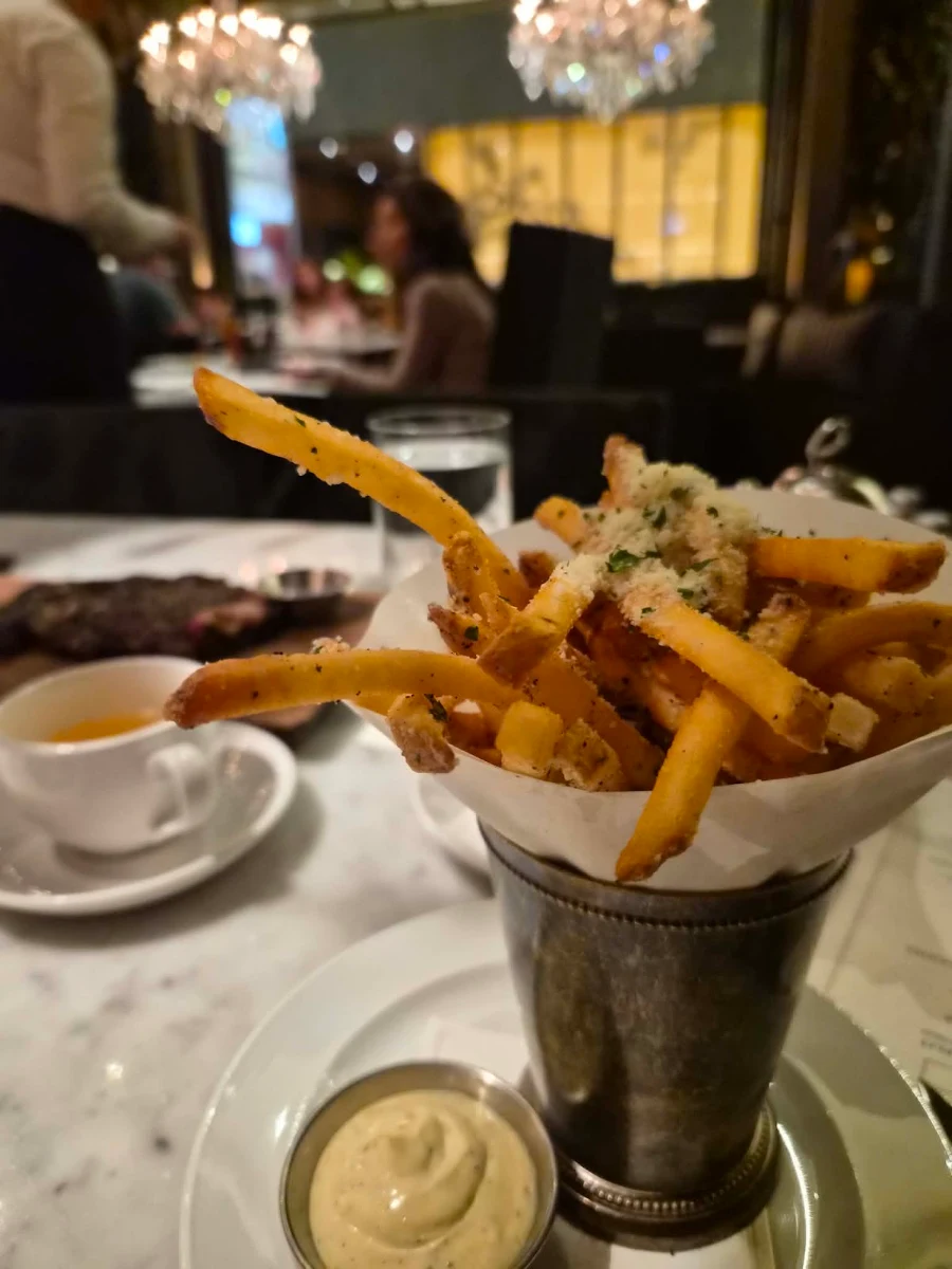 Food & drink, RH Courtyard Restaurant at RH Toronto