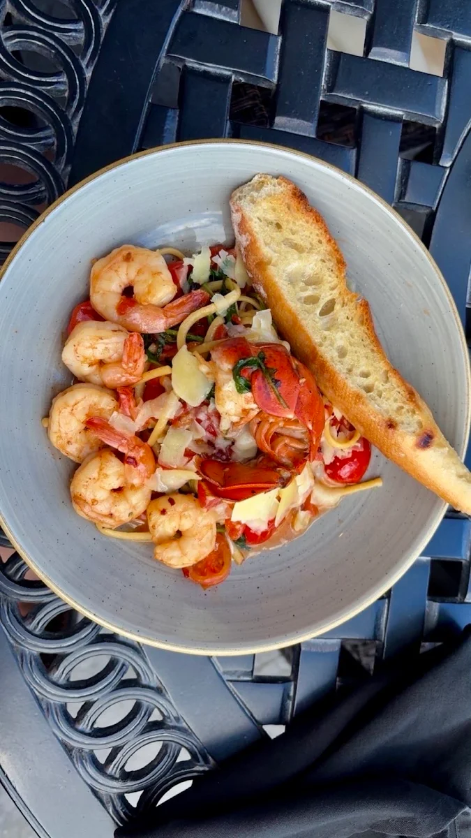 Food & drink, Lakeside Chophouse & Wine Bar