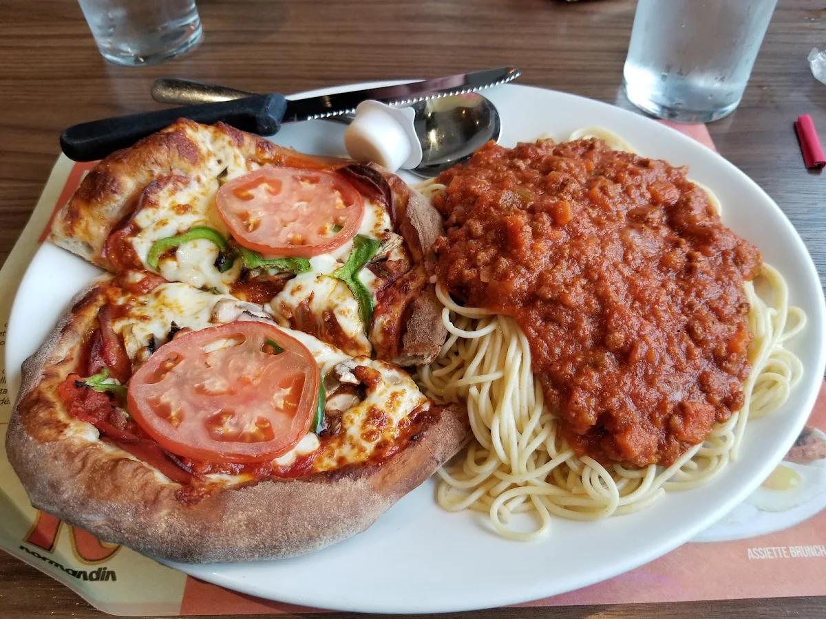 Food & drink, Restaurant Normandin Lévis
