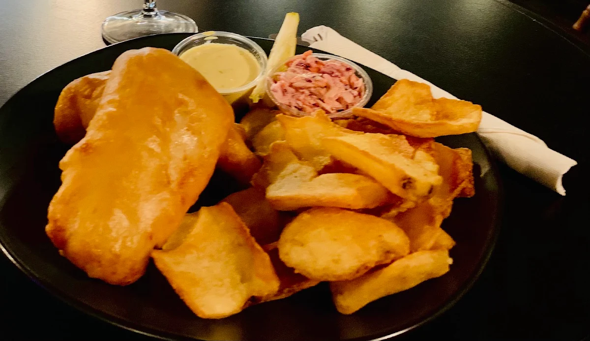 Food & drink, Acadian Hotel