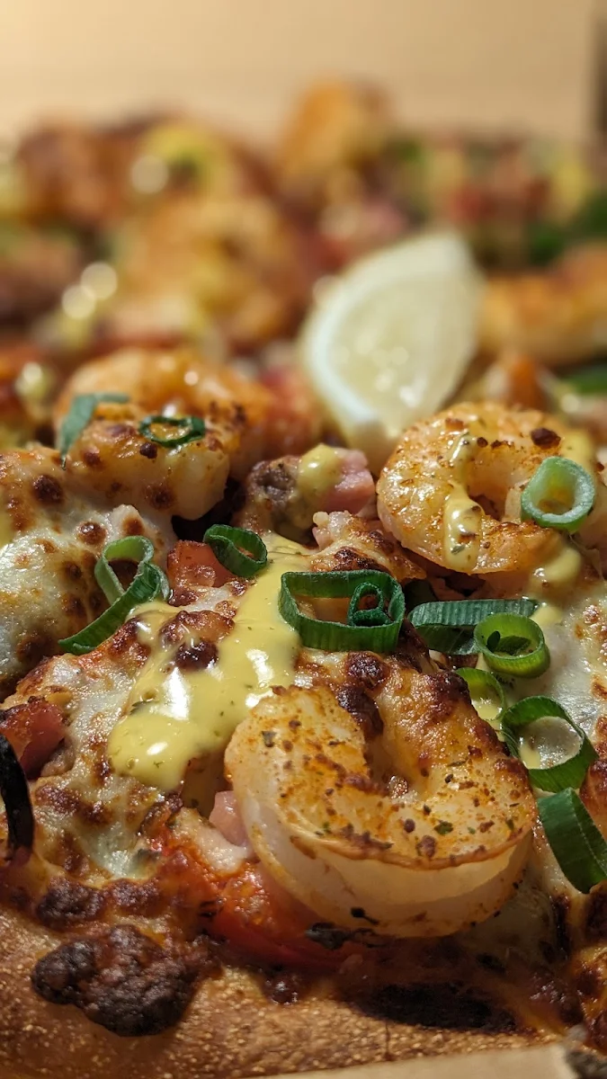 Food & drink, Topped Pizza