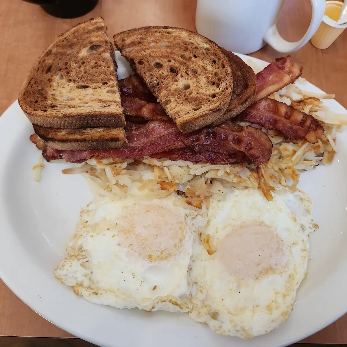 Food & drink, Sal's Family Restaurant