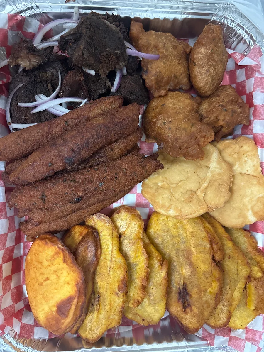 Food & drink, Monique Haitian Food