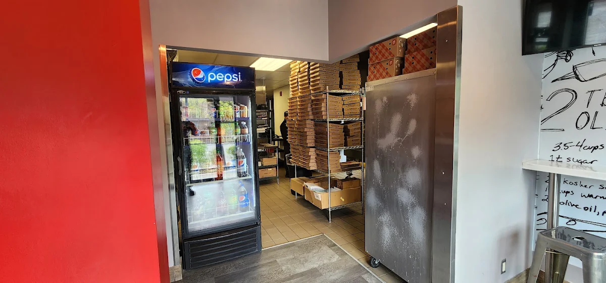 Vibe, Pizza Hut