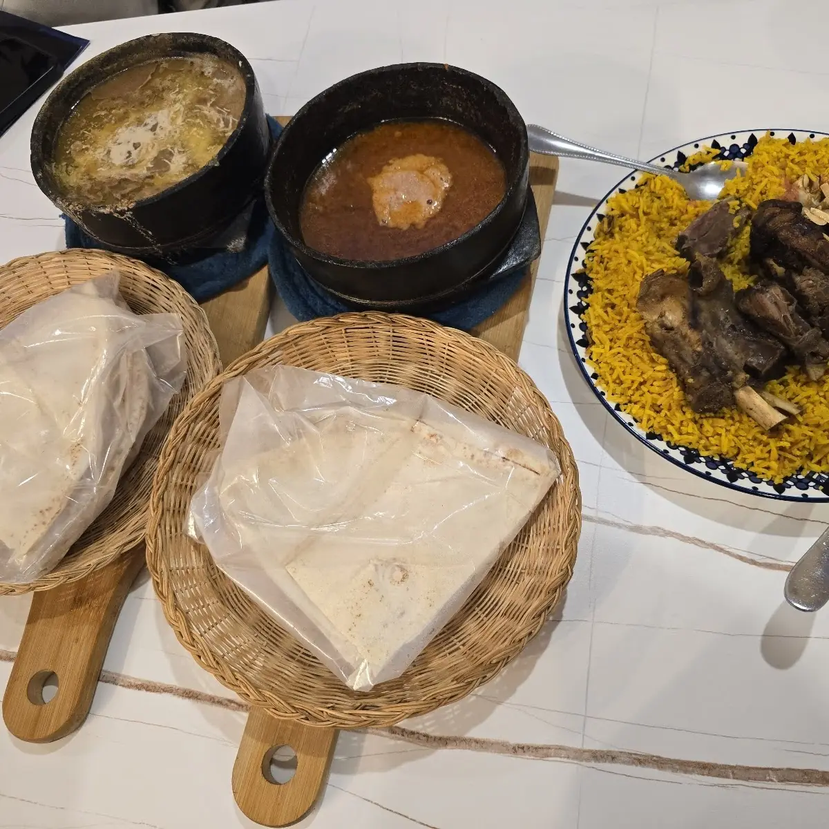Food & drink, حضارة اليمن Blue lounge restaurant