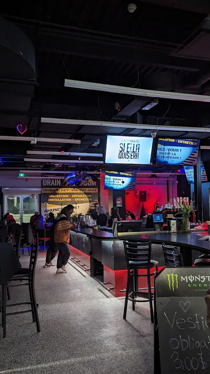 Vibe, Le Paddock, Bistro Bar KCR