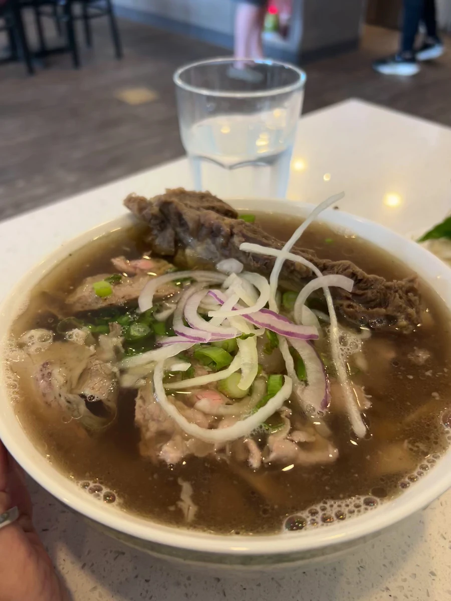 Food & drink, Rau Vietnamese Kitchen