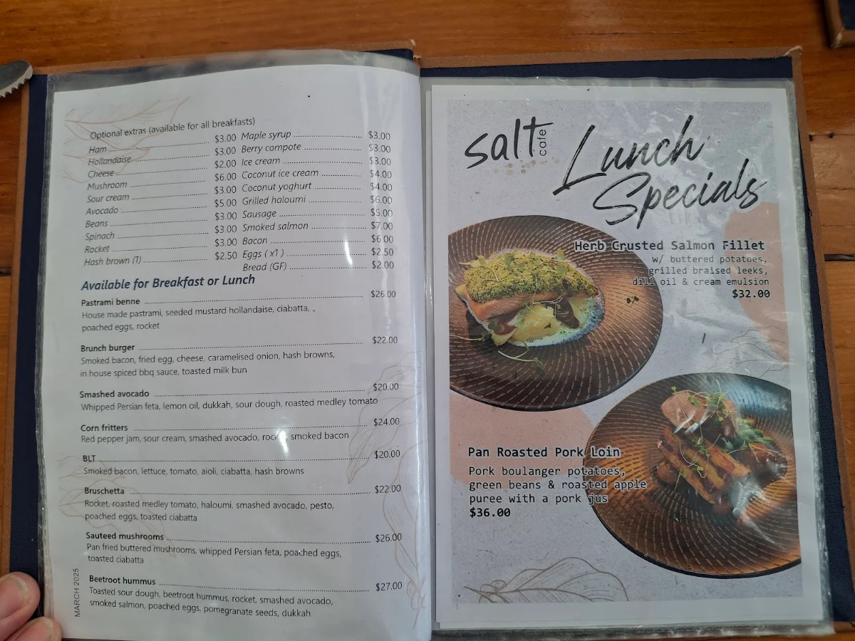 Menu, Salt Cafe Urangan