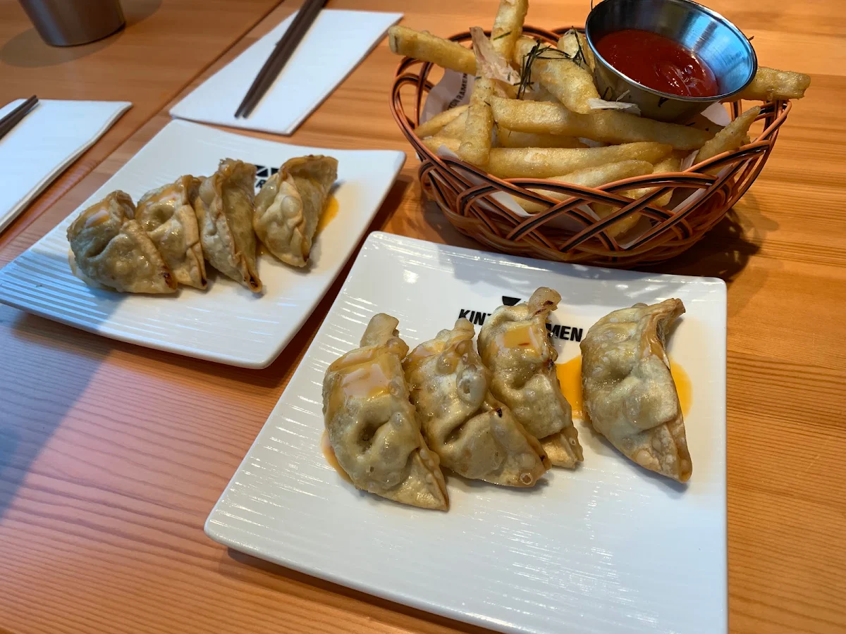 Food & drink, KINTON RAMEN MCARTHURGLEN DESIGNER OUTLET YVR