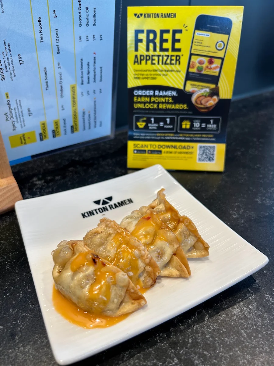 Food & drink, KINTON RAMEN MCARTHURGLEN DESIGNER OUTLET YVR
