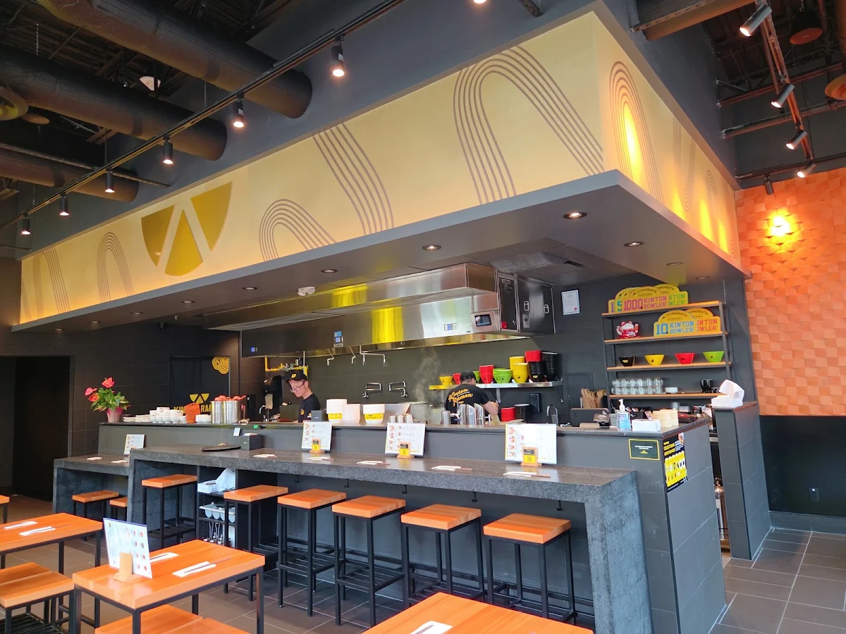 Vibe, KINTON RAMEN MCARTHURGLEN DESIGNER OUTLET YVR