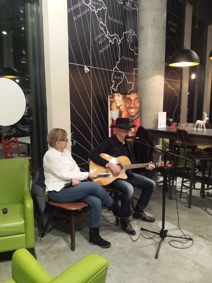 Vibe, Good Earth Coffeehouse - Verve, East Village