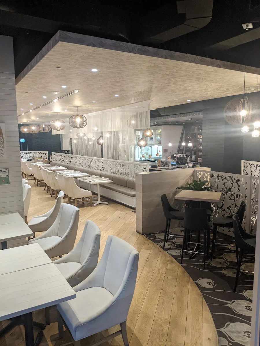 Vibe, ABODE Bistro. Bar
