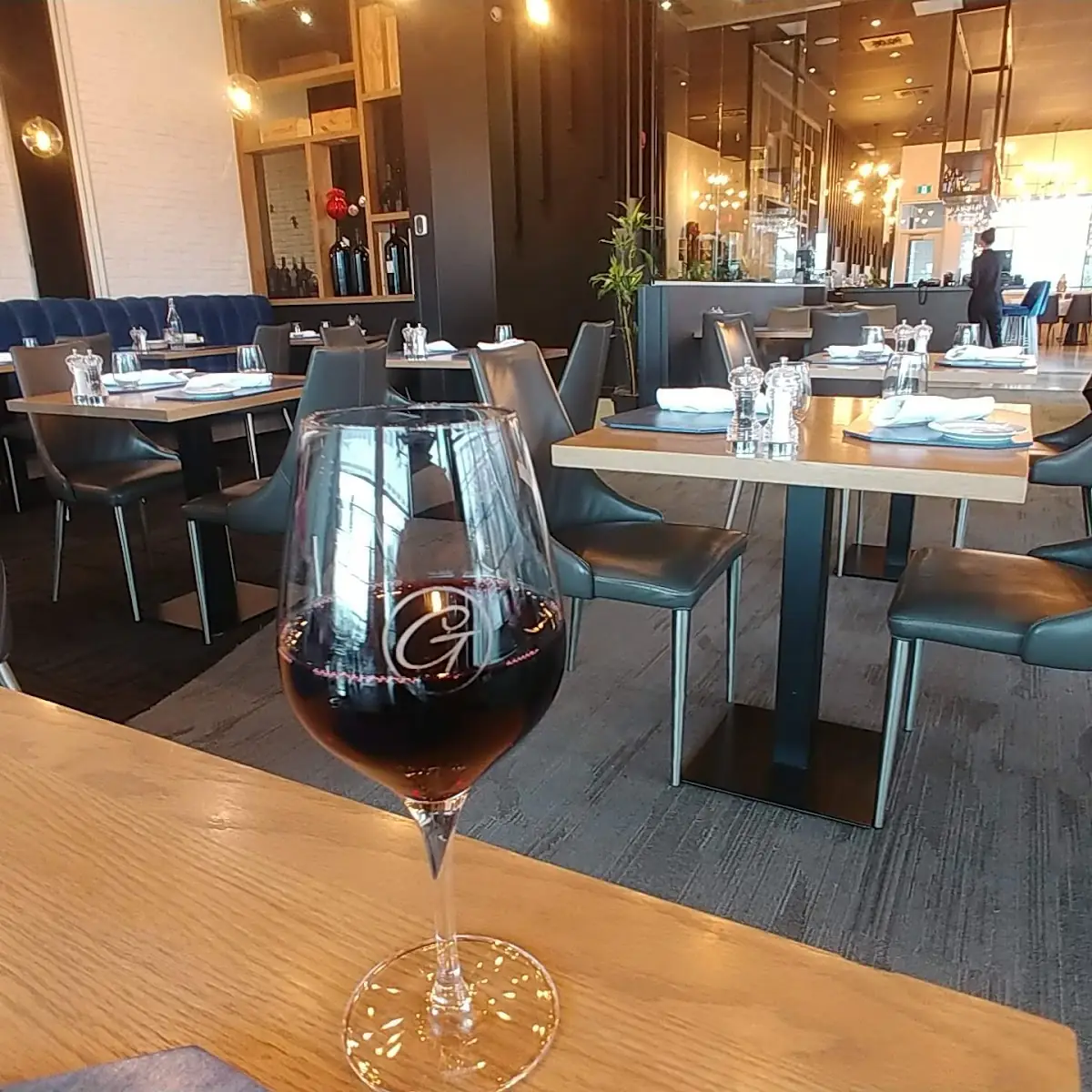 Vibe, Le Greg Bistro & Bar