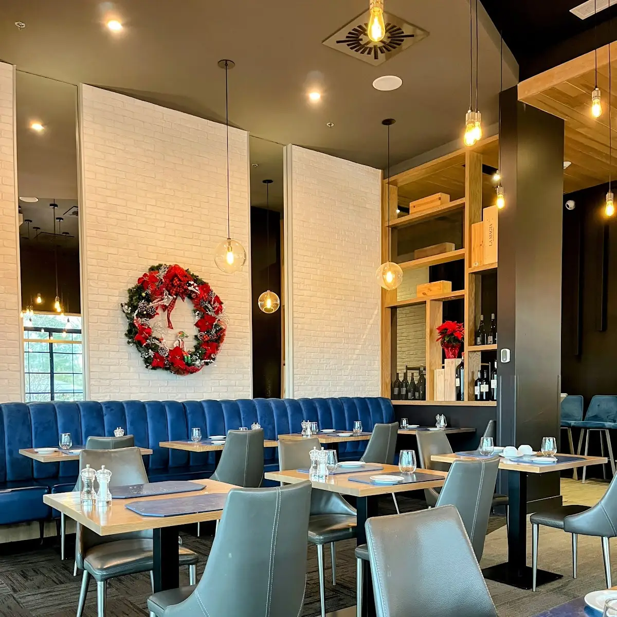 Vibe, Le Greg Bistro & Bar