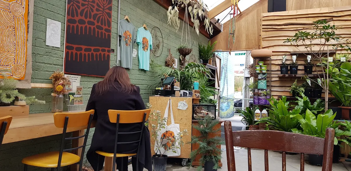 Vibe, House of Plants Bar