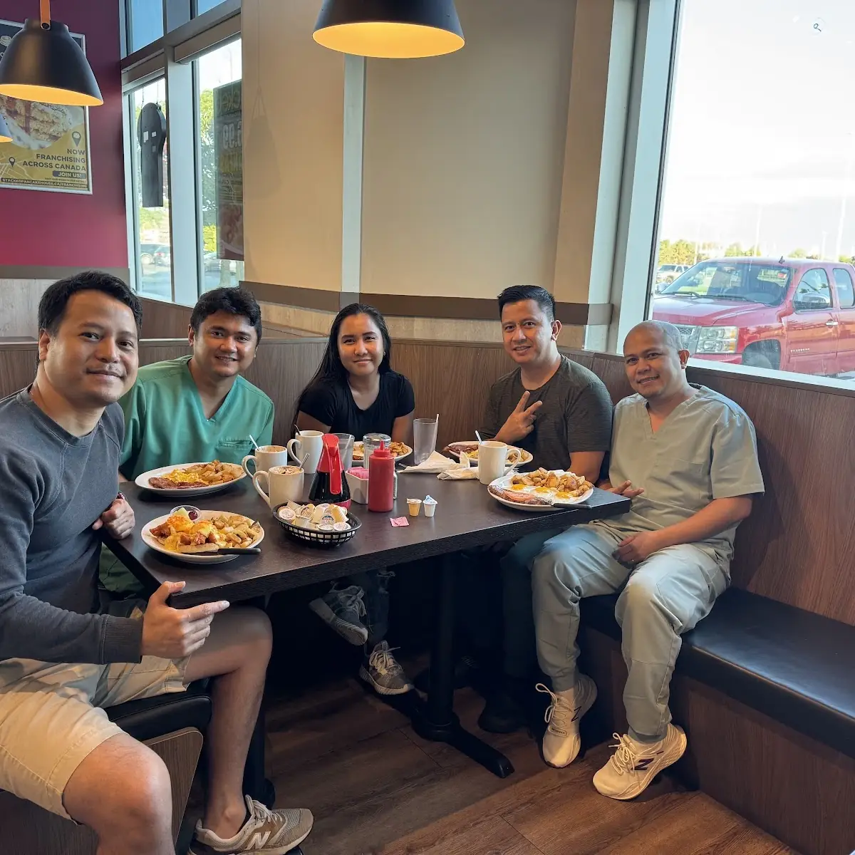 Vibe, Stacked Pancake & Breakfast House