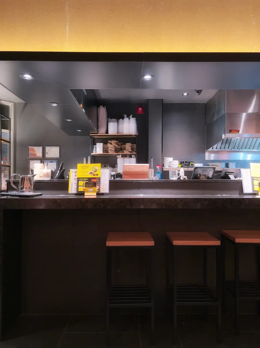 Vibe, KINTON RAMEN OTTAWA