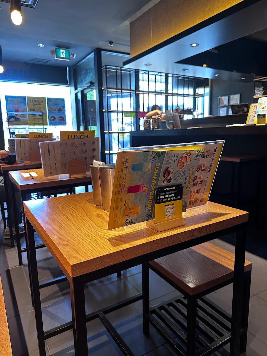 Vibe, KINTON RAMEN OTTAWA