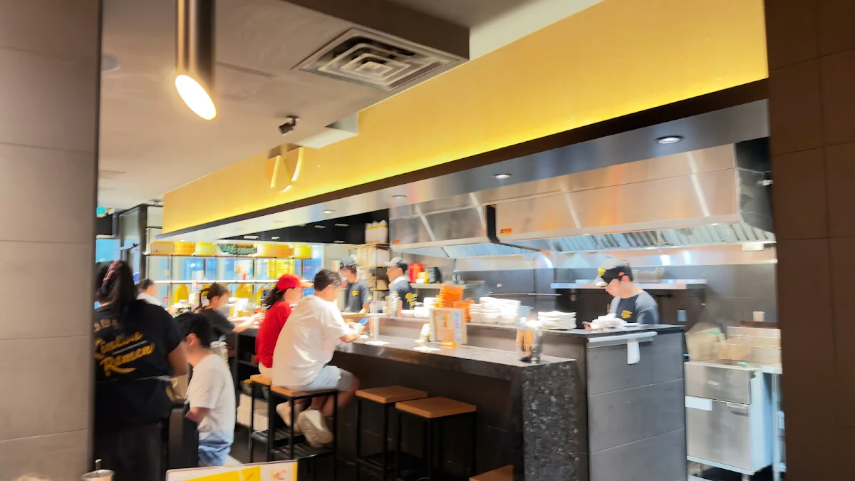 Vibe, KINTON RAMEN OTTAWA
