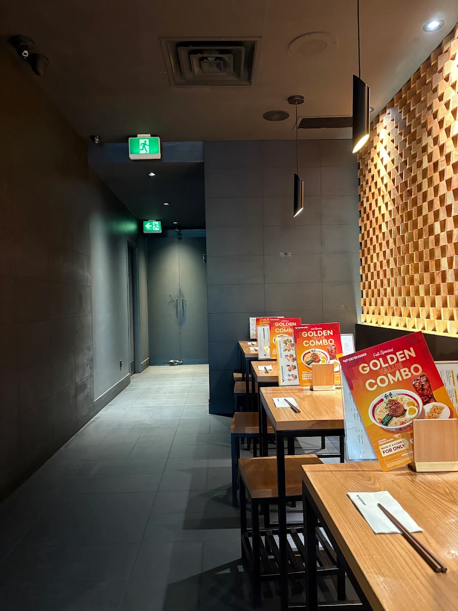 Vibe, KINTON RAMEN OTTAWA
