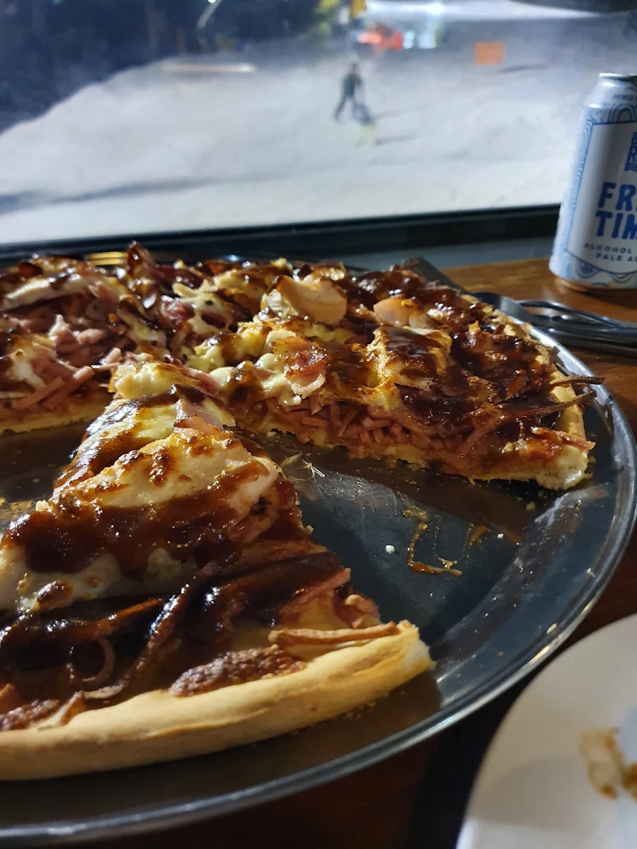 Food & drink, The Last Hoot - Cafe, Bar & Pizzeria