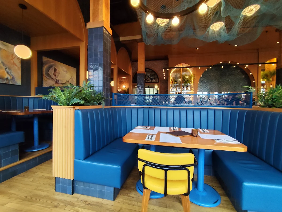 Vibe, Sea Rocket Oyster House
