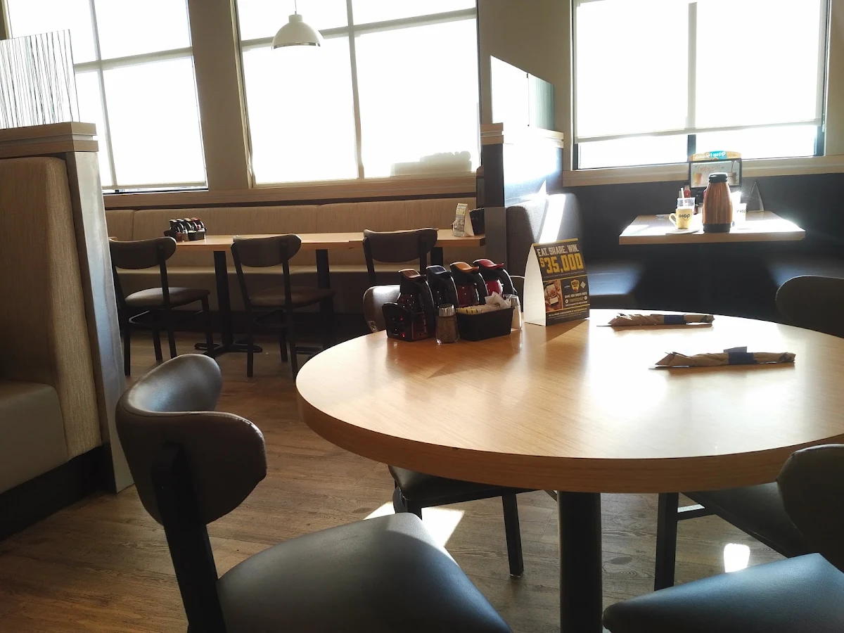 Vibe, IHOP
