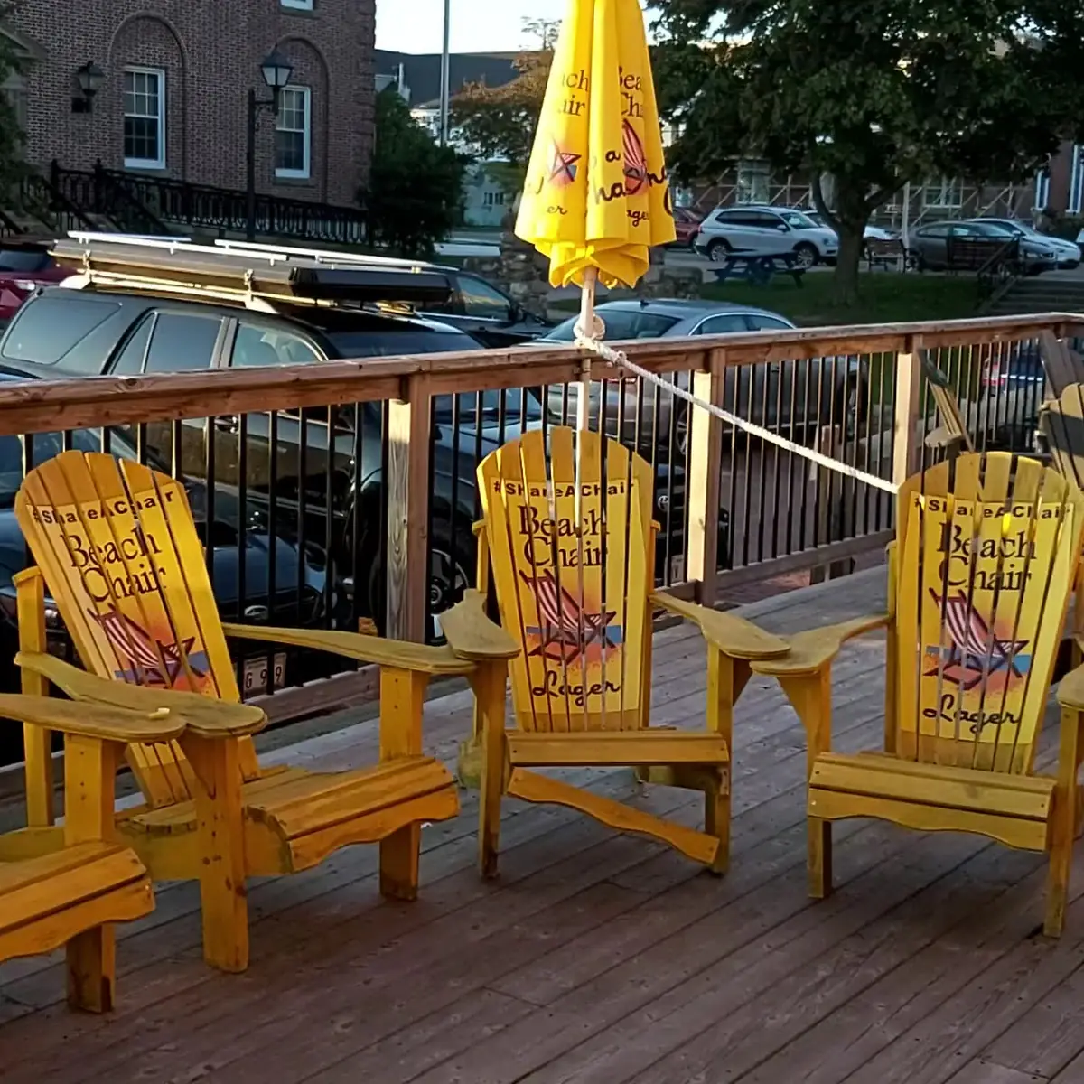 Vibe, Seasons By the Sea Bistro