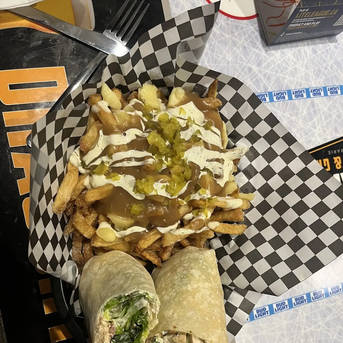 Food & drink, Icebreakers Sports Bar & Grill