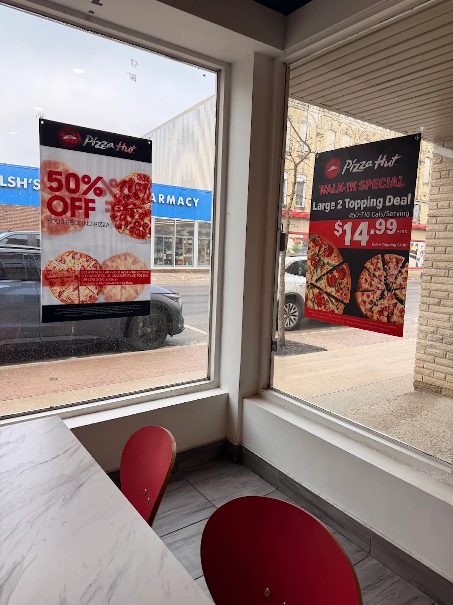 Menu, Pizza Hut