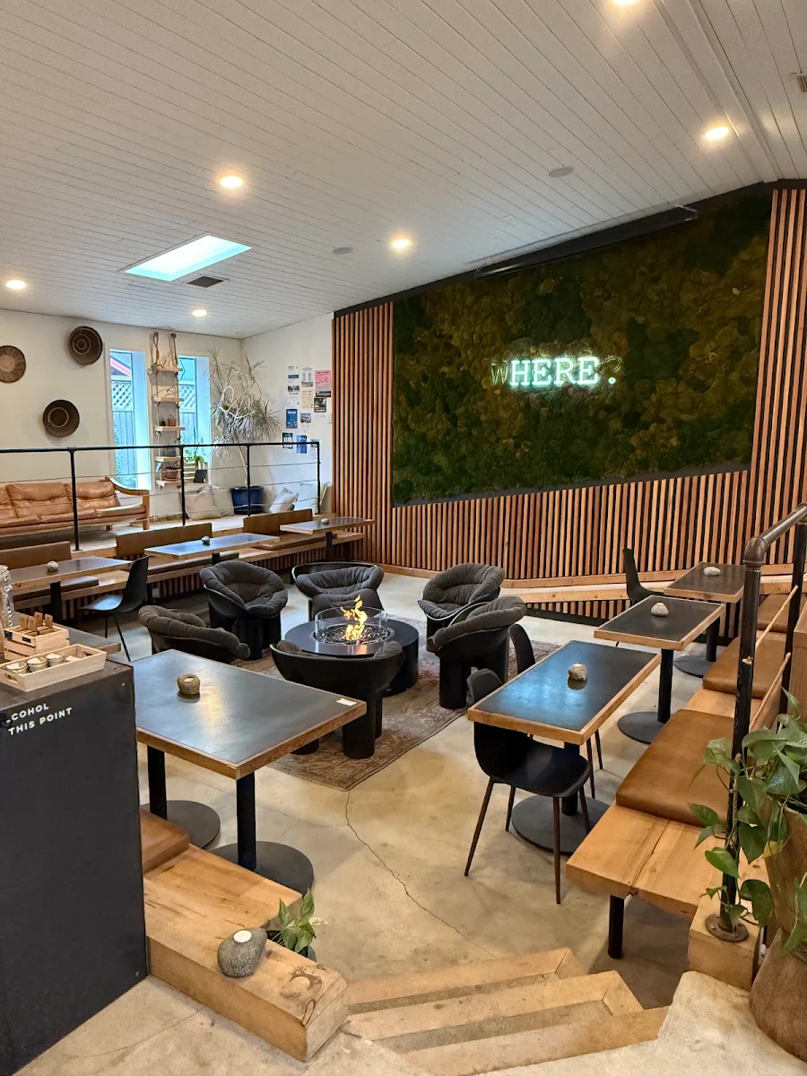 Vibe, Mizu Mizu Café