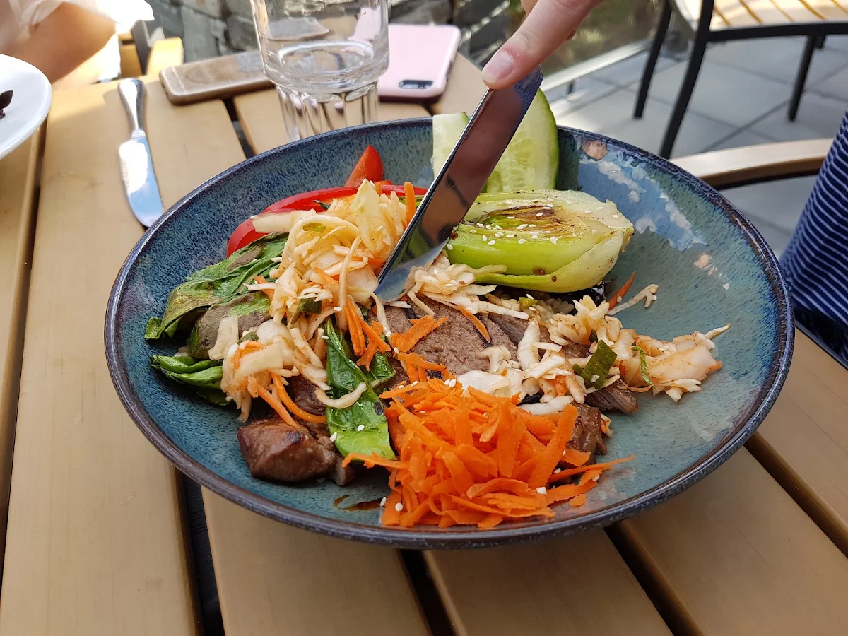 Food & drink, Cliffhanger Restaurant