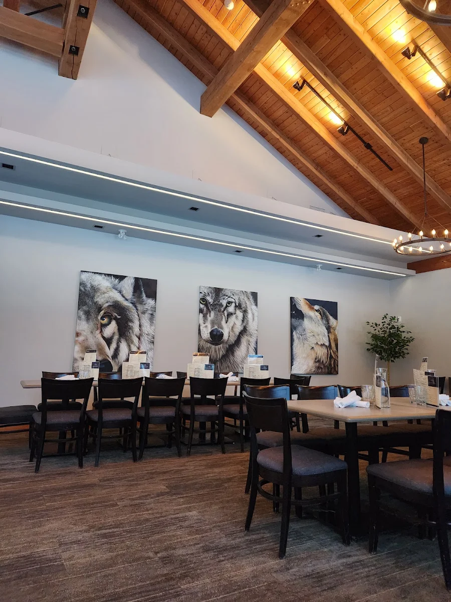 Vibe, Cliffhanger Restaurant