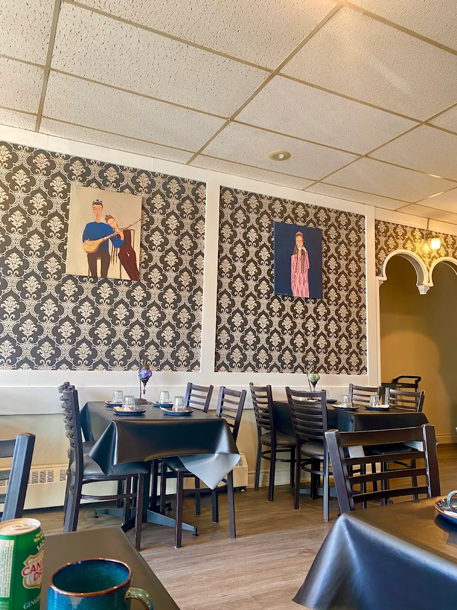 Vibe, Urumchi Uyghur Cuisine