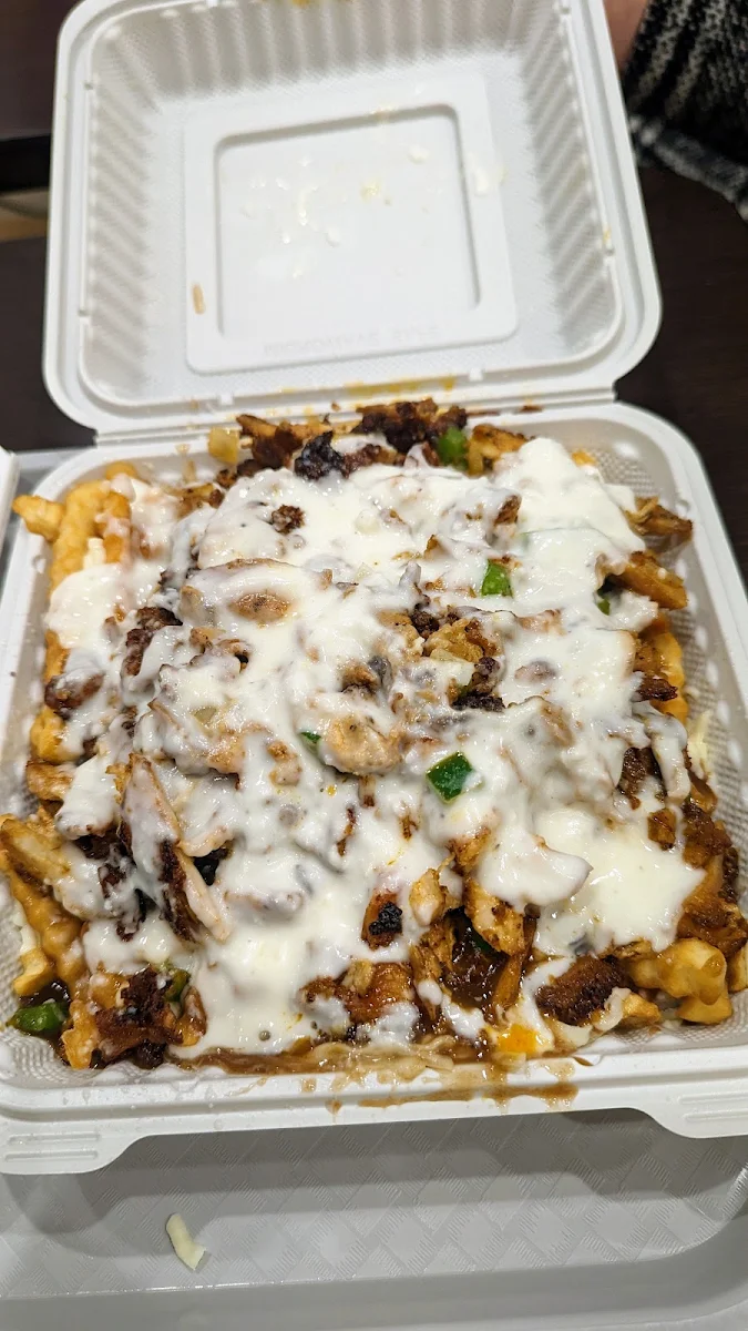 Food & drink, PrimeTime Donair & Poutine