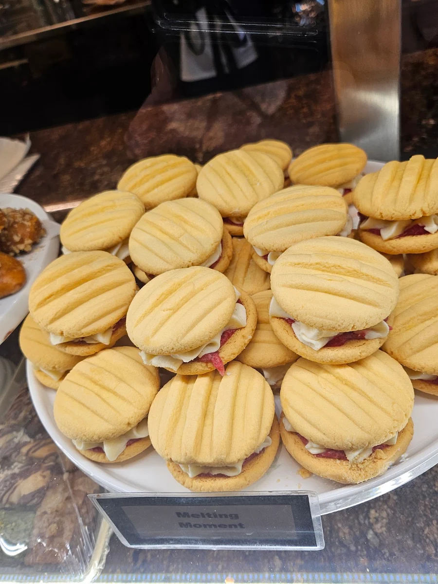 Food & drink, Feast Cafe & Cakes - Hampton